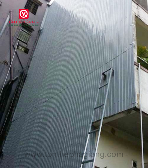 ton vach tuong gia tot